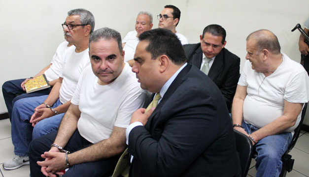 Deberán devolver millonario montos en responsabilidad civil